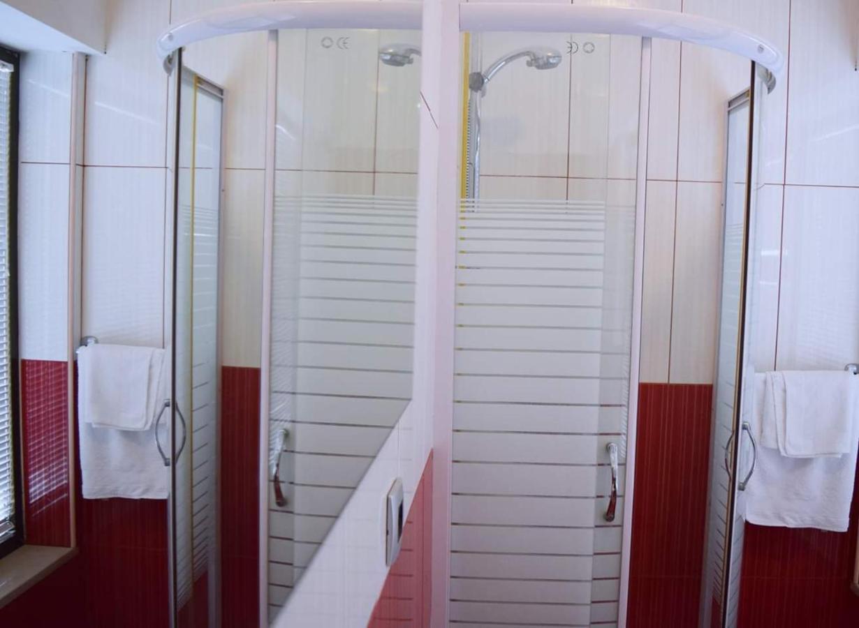 Apartmani Baki Подстрана Экстерьер фото