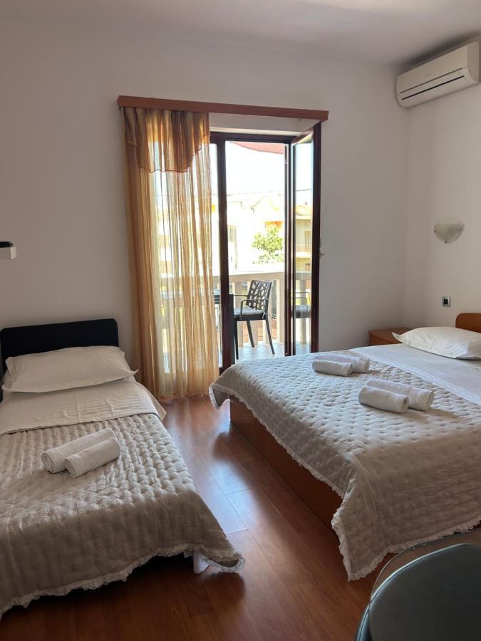 Apartmani Baki Подстрана Экстерьер фото