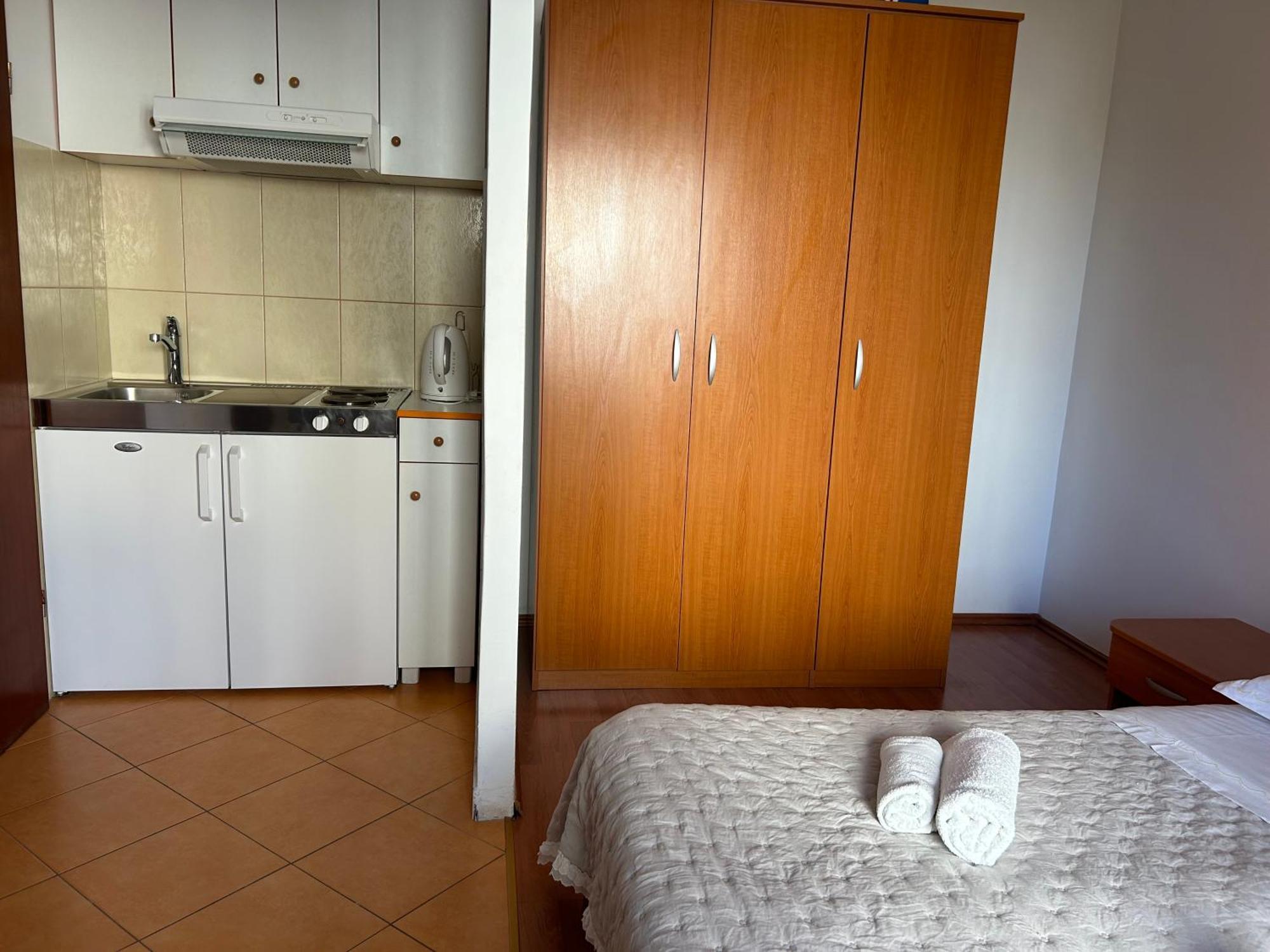 Apartmani Baki Подстрана Экстерьер фото