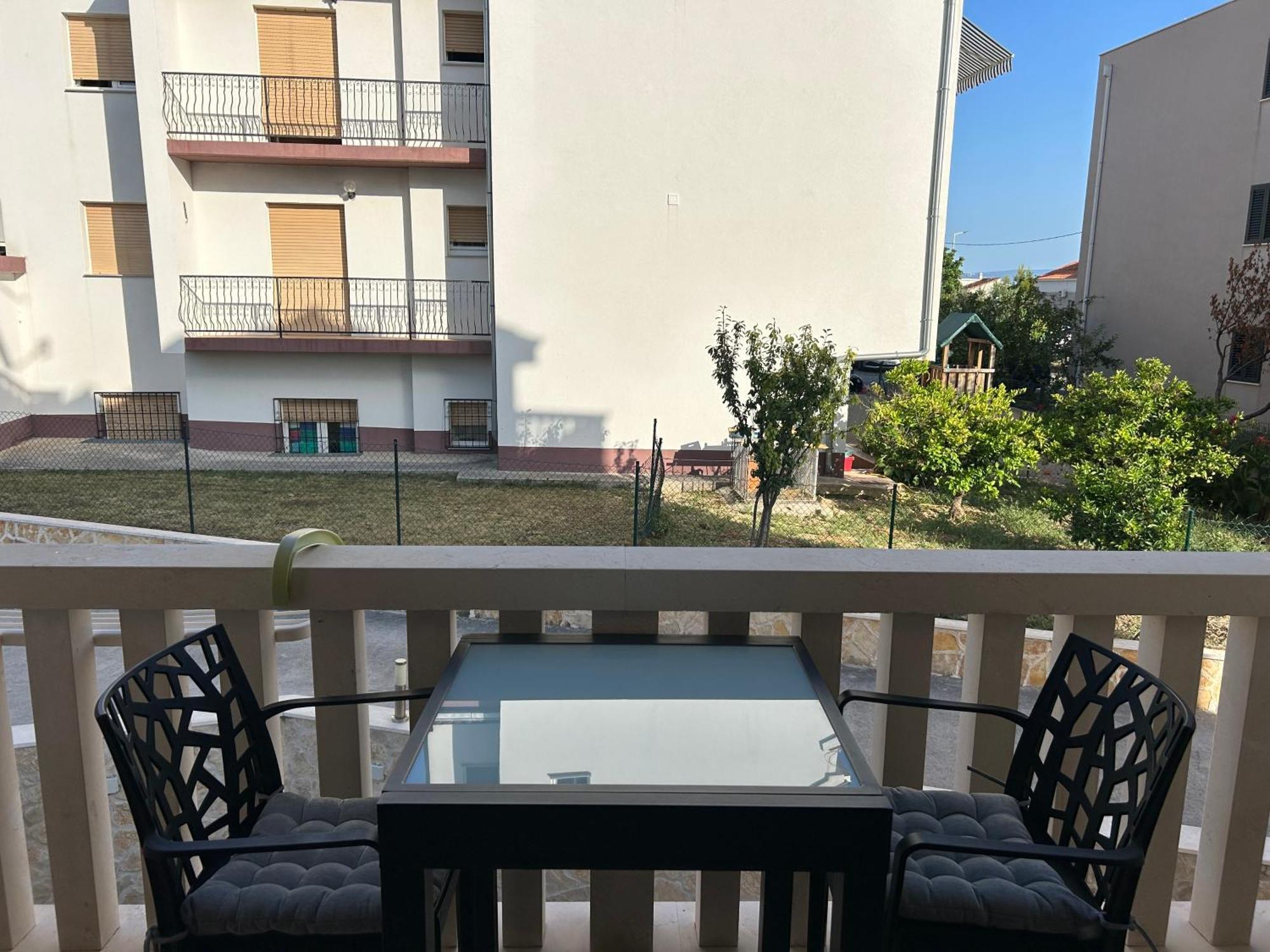 Apartmani Baki Подстрана Экстерьер фото